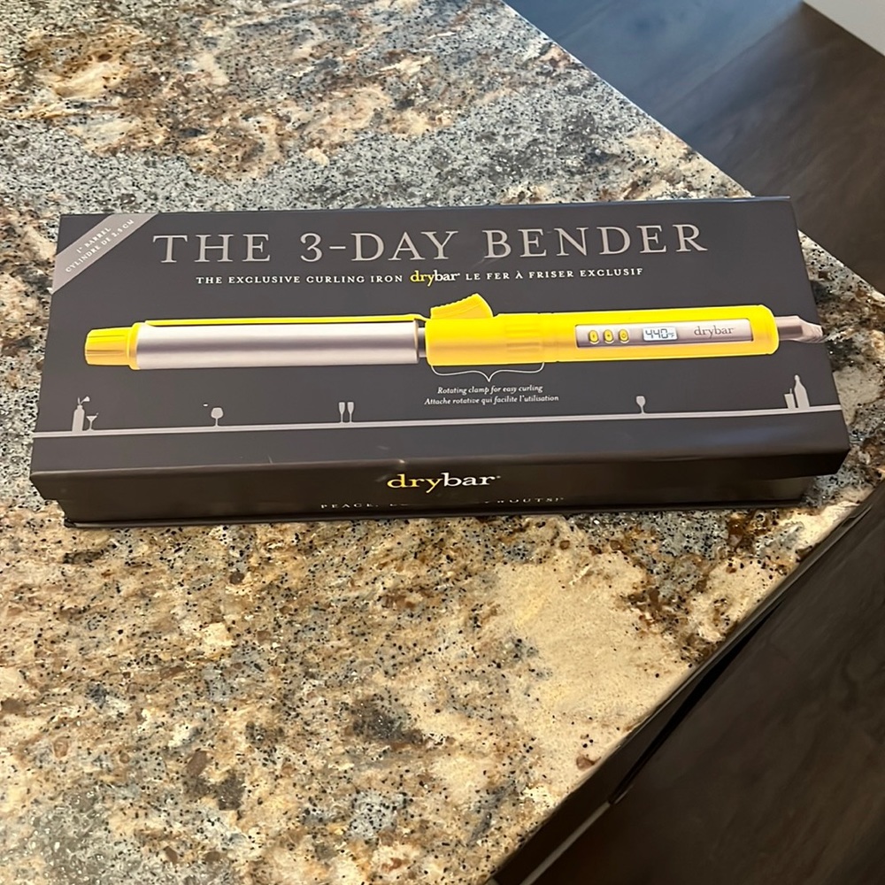 Drybar 3 Day Bender Curling Iron